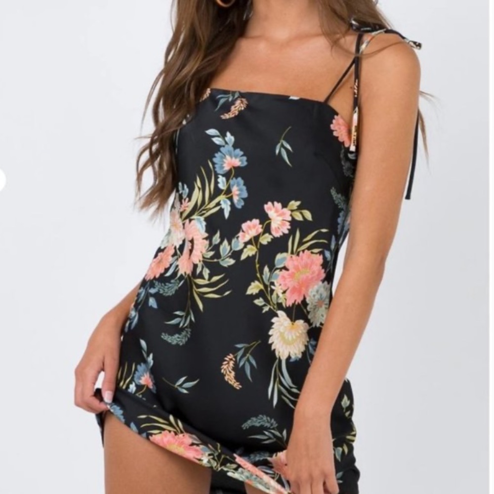 Oh Polly Black Floral Silky Mini Slip Dress Shoulder Ties 6 Strappy Minidress - Picture 6 of 10